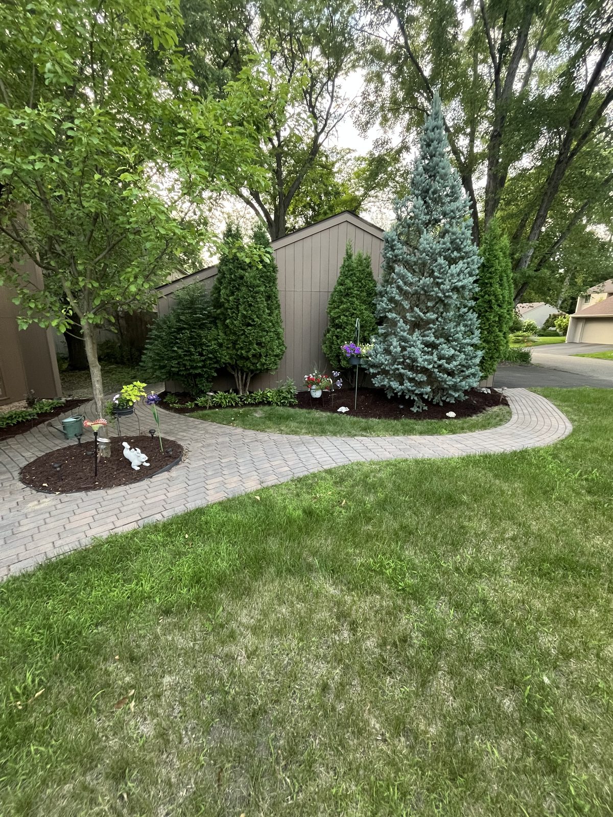 Paver walkway and landscaping beds — Plymouth MN